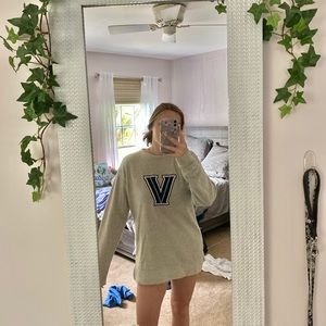 SOLD new villanova sweatshirt